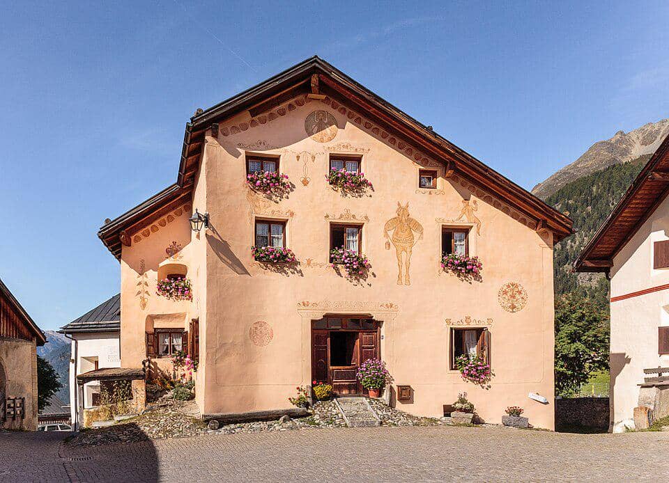 Rumah di Desa Guarda