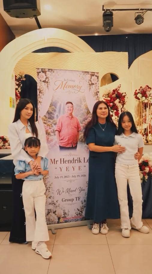 Potret unggahan Instagram Sarwendah saat mengenang satu tahun kepergian ayahnya melalui media sosial.