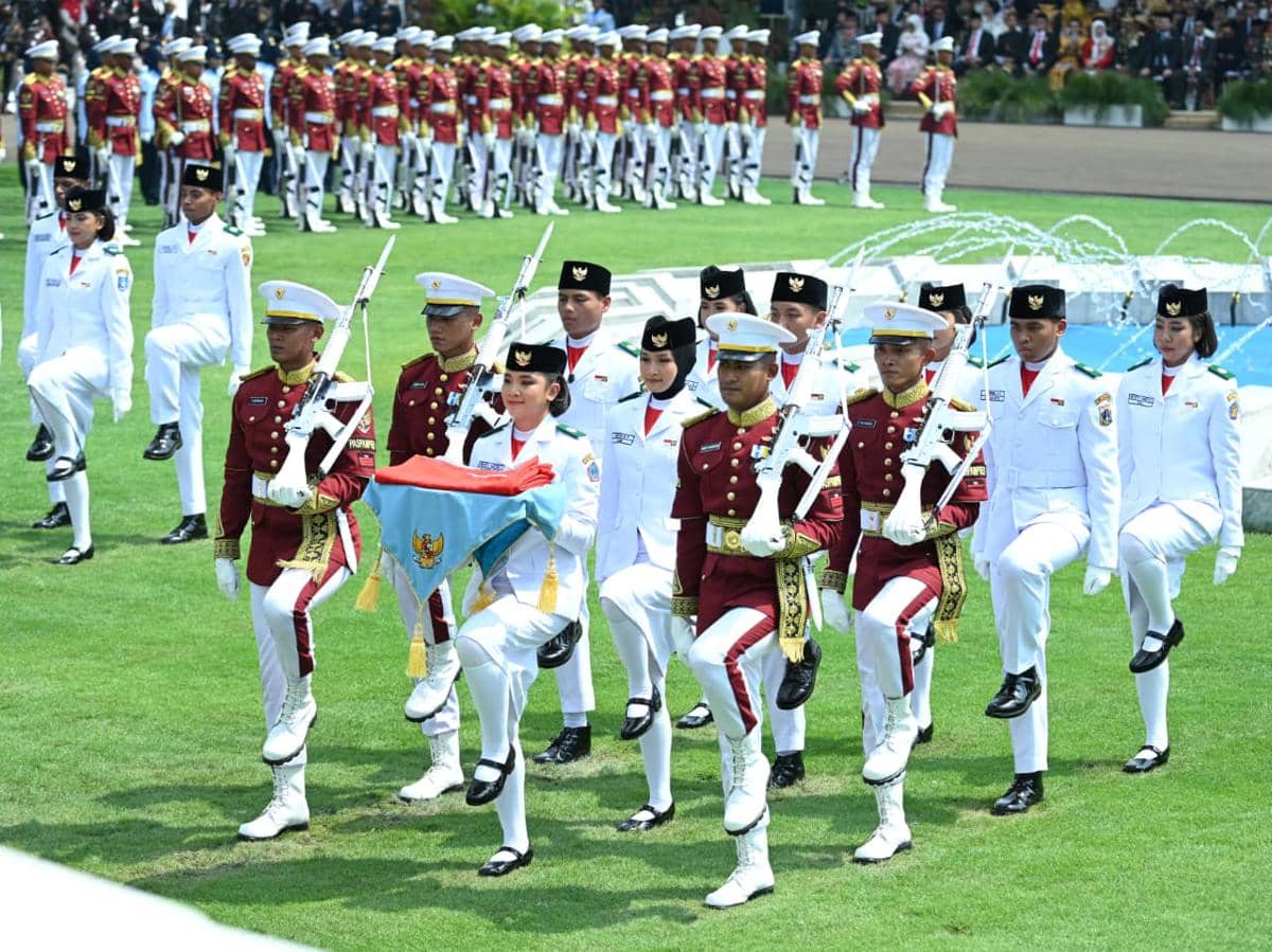 ⁠Apa Merek Songkok Paskibraka di Upacara Kemerdekaan?