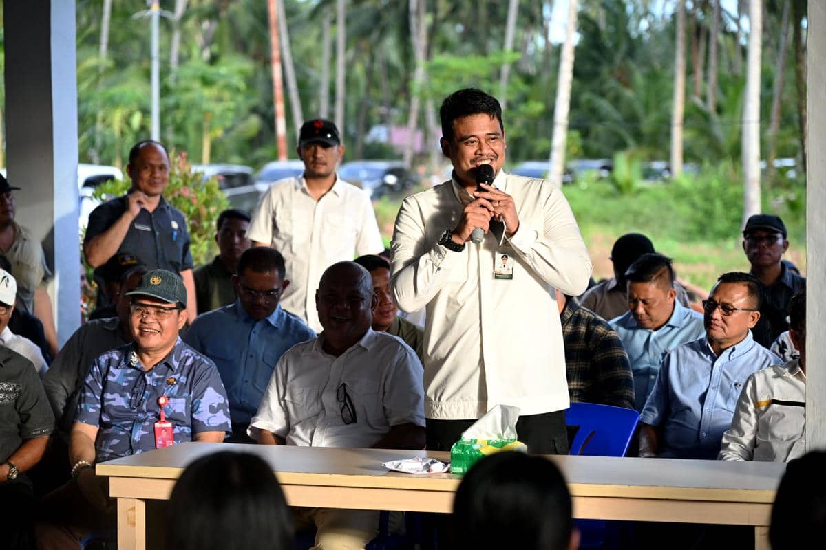 Gubernur Sumatera Utara Muhammad Bobby Afif Nasution berada di Nias Utara pada Jumat, 7 Agustus 2026.