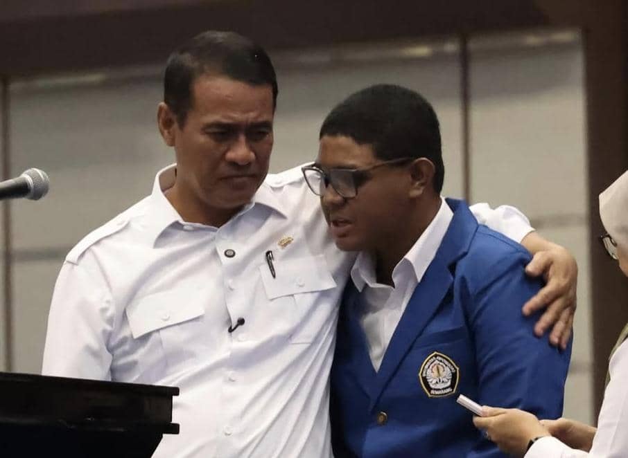 Teriakan Mahasiswa Ini Buat Mentan Perintah Bulog Buka Gudang di Alor