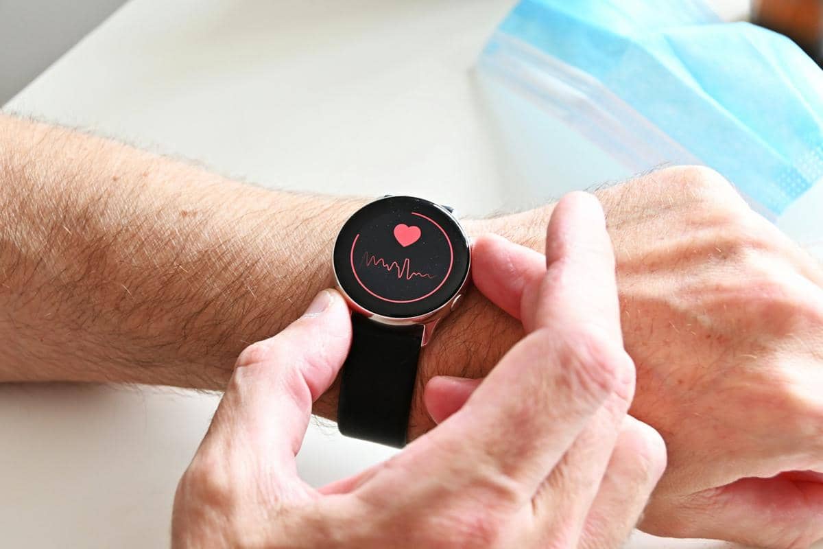 ilustrasi smartwatch