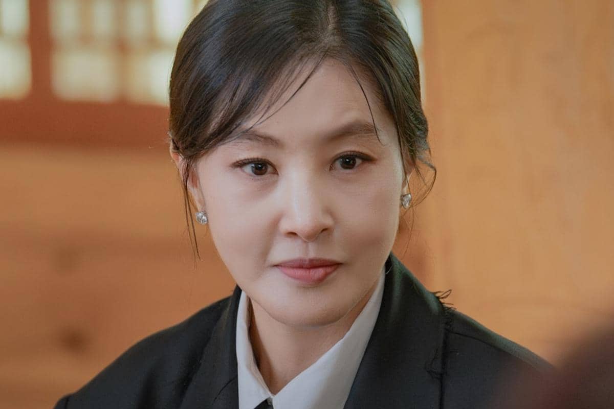 7 Sikap Red Flag Ahn Su Hee di Drakor Dream to You