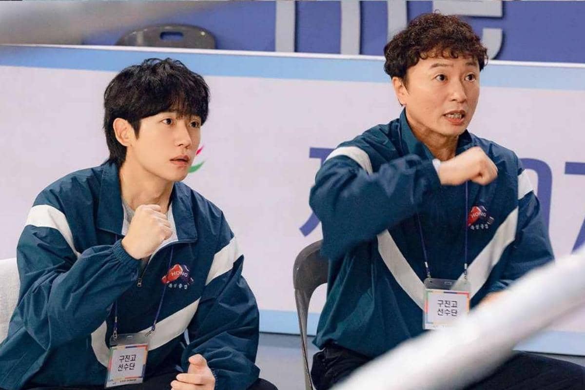 Kolase still cut serial Netflix Our Sticky Love sebagai materi promosi, dengan beberapa potongan adegan.