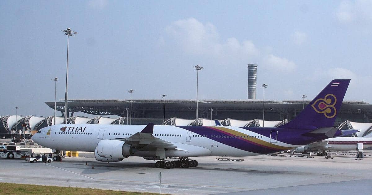 Pesawat Airbus A340-541 milik Thai Airways International yang terparkir di Bandara Suvarnabhumi Bangkok di Thailand.