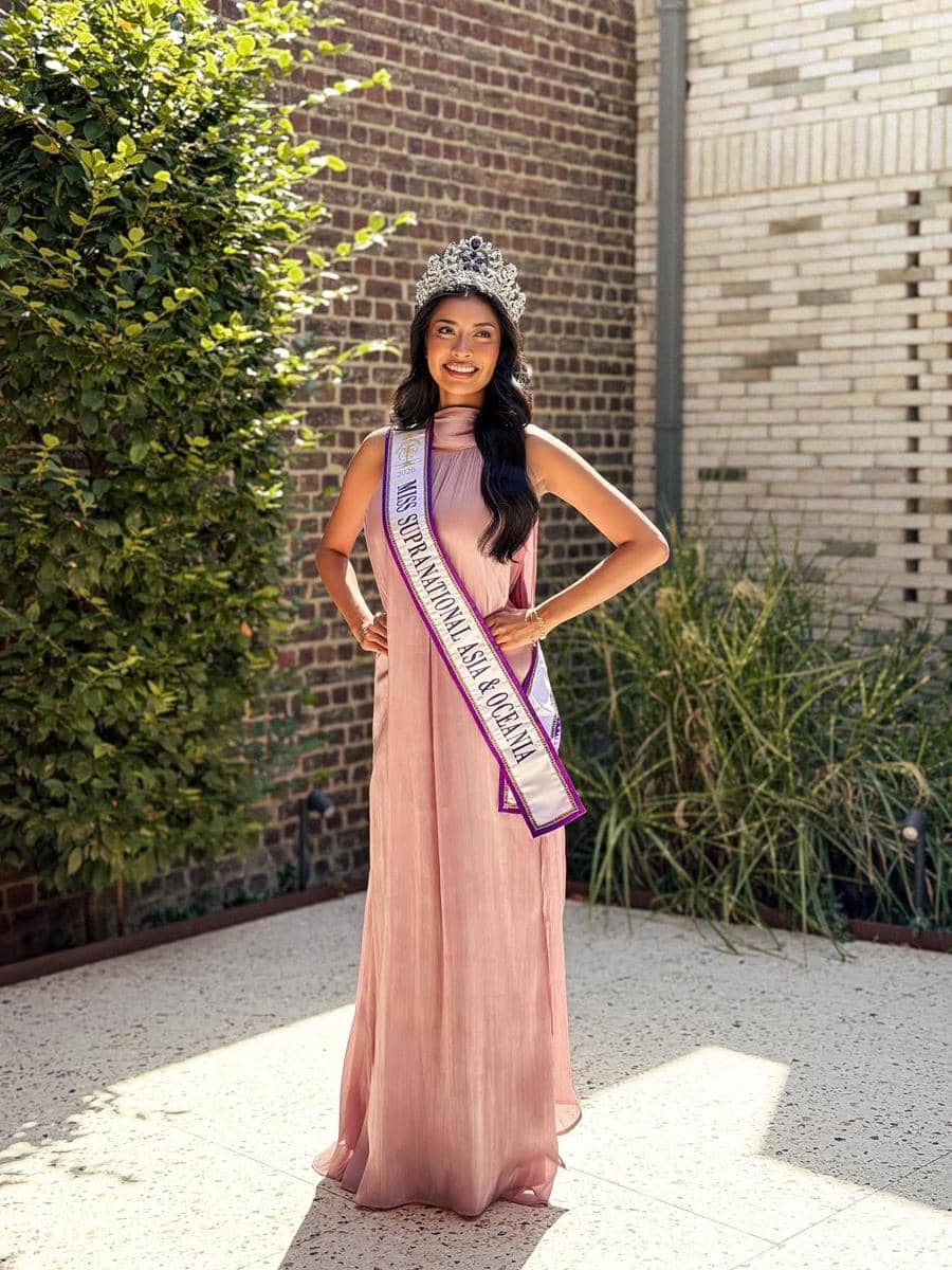 Potret Agnes Rahajeng Usai Dimahkotai Sebagai Miss Supranational Asia dan Oseania 2026