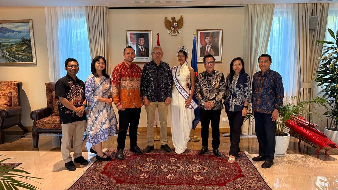 Potret Agnes Rahajeng Usai Dimahkotai Sebagai Miss Supranational Asia dan Oseania 2026