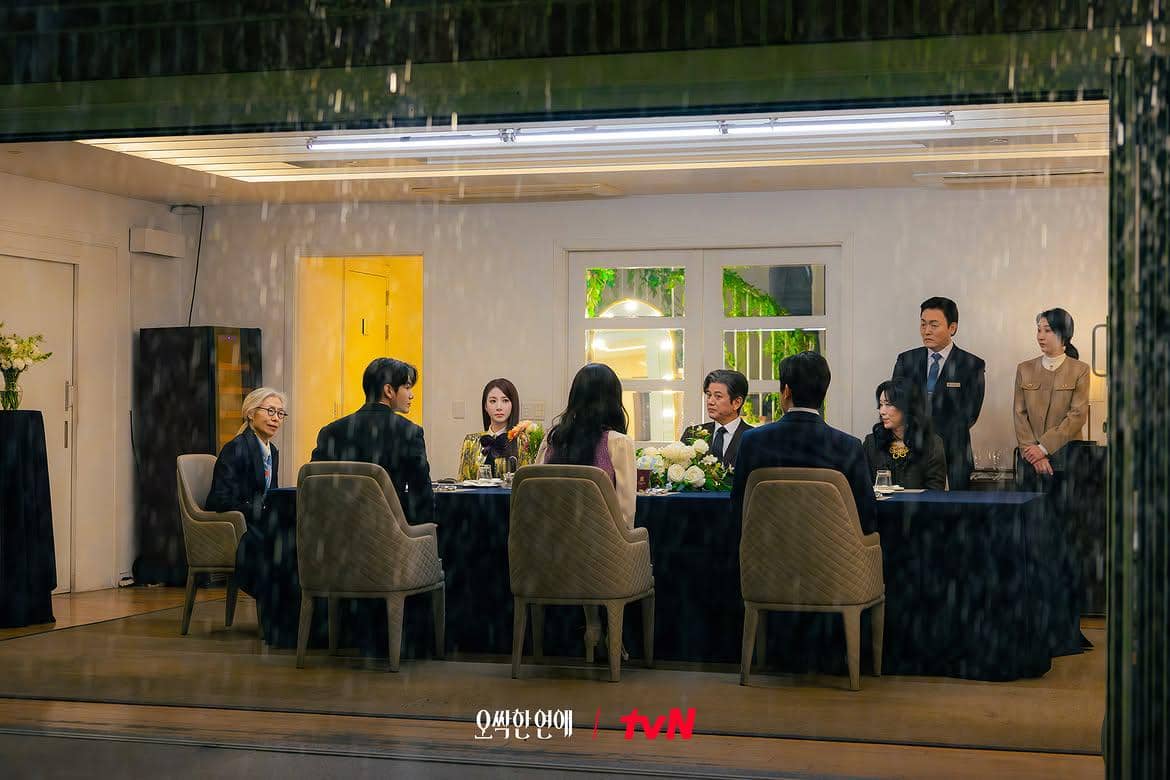 Still cut drama Spooky in Love.