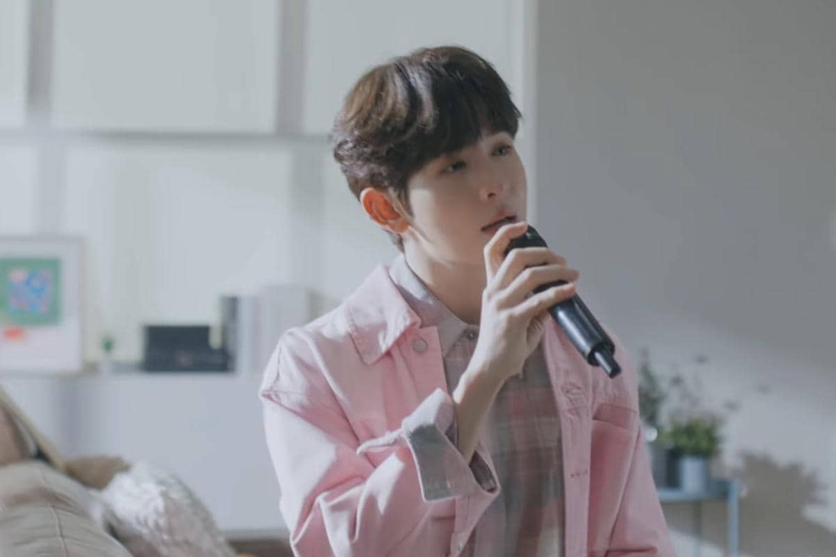 Cuplikan drama Mr. Fanboy produksi Domundi yang menampilkan adegan para pemeran di dalam serial tersebut.