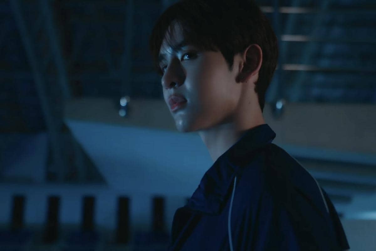 Cuplikan adegan drama Mr. Fanboy dari Domundi yang memperlihatkan suasana cerita dalam serial tersebut.