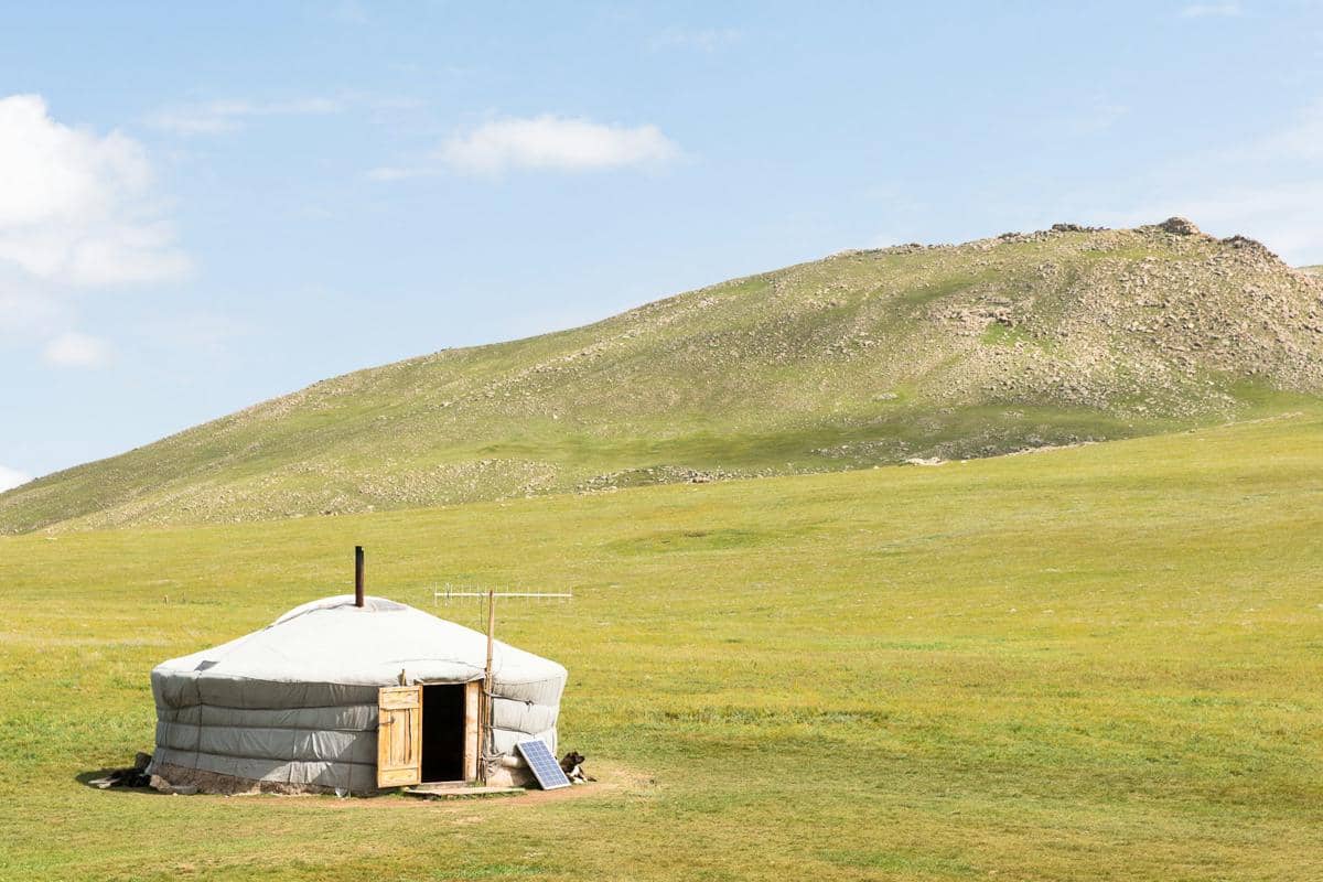 ilustrasi kehidupan di Mongolia