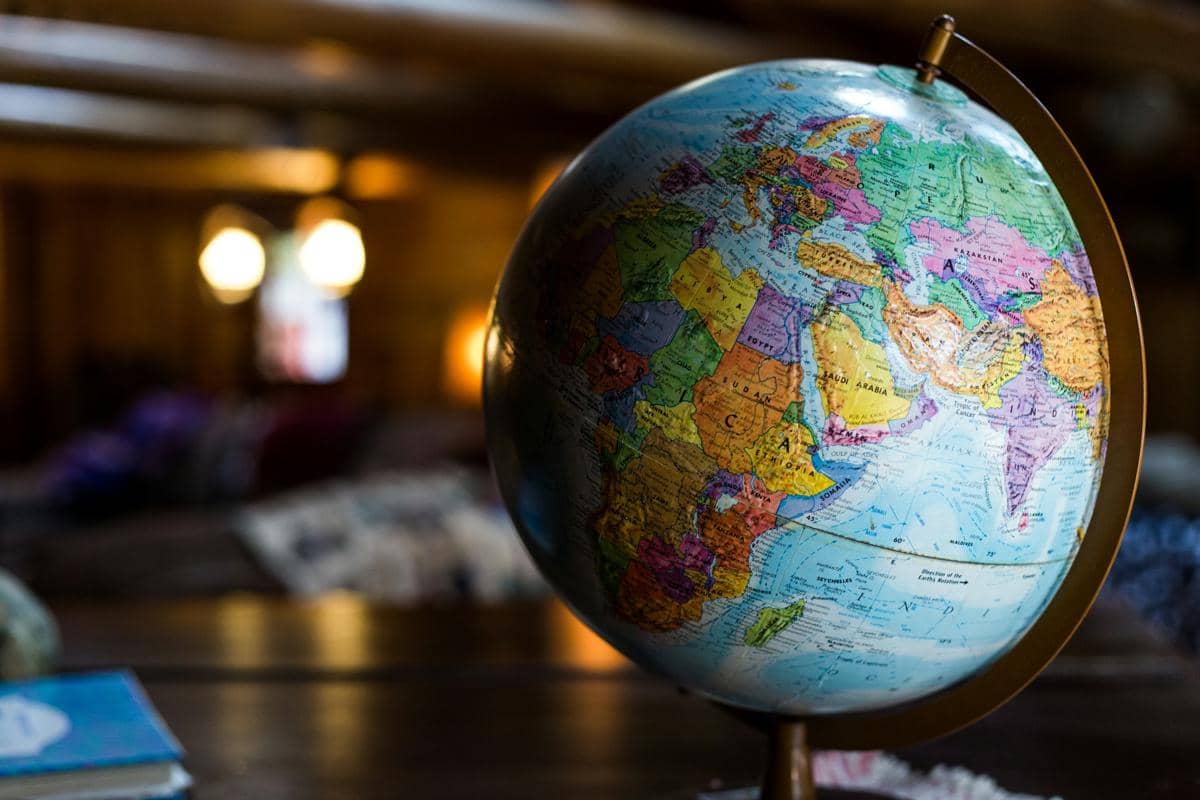 ilustrasi globe