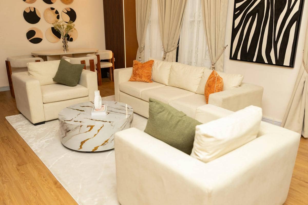 5 Alasan Mengapa Sofa Berwarna Netral Selalu Jadi Pilihan Terbaik