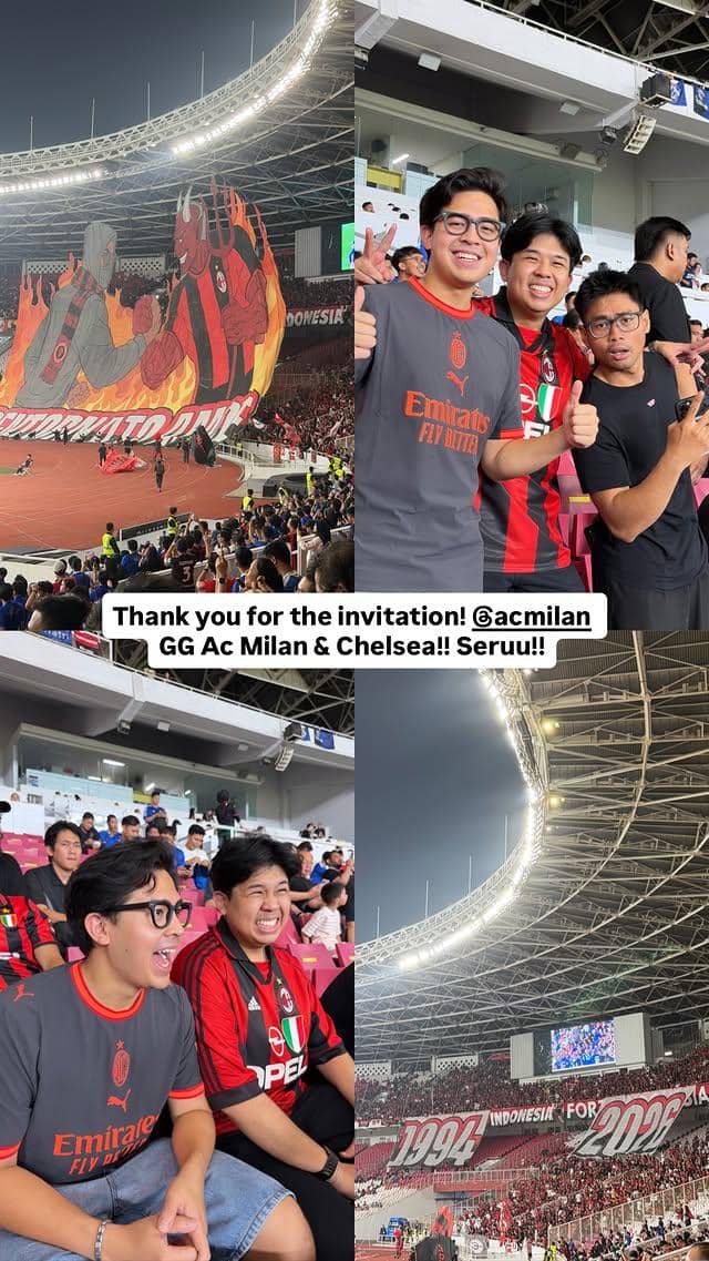 Jerome Polin mengenakan jersey AC Milan saat menjadi suporter di Stadion Utama Gelora Bung Karno, Jakarta.