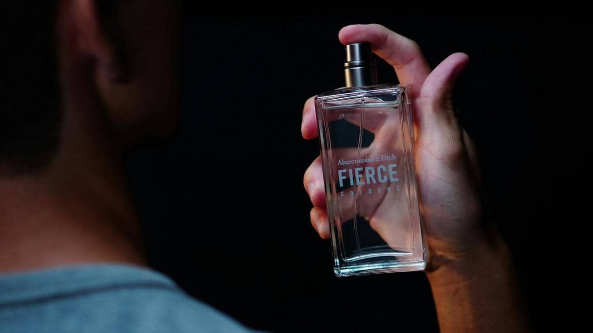 ilustrasi parfum 