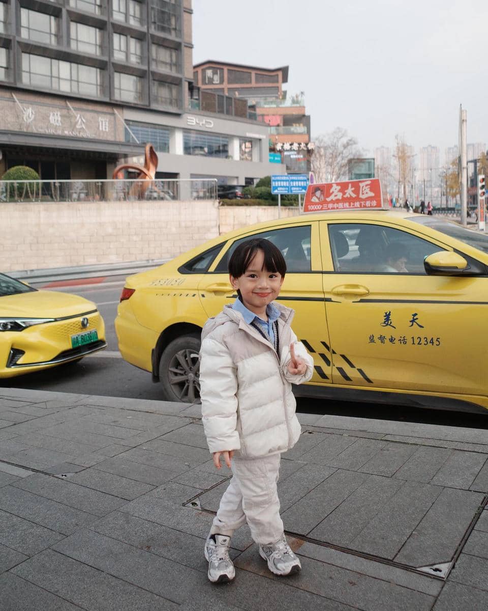 9 Gaya Outfit Anak Audi Marissa, Simple and Chic Abis!