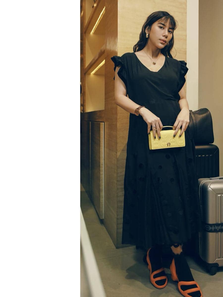 Inspirasi OOTD bumil ala Adinda Thomas