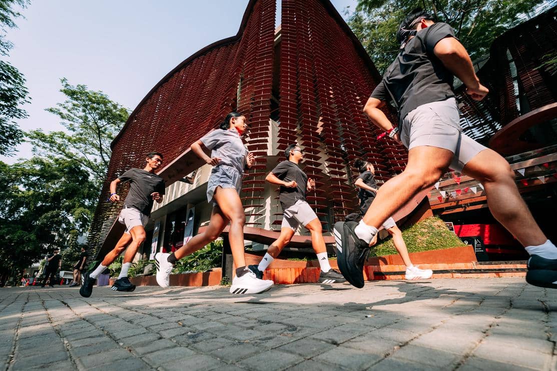 Era Baru Sepatu Lari, Adidas RIlis Hyperboost Edge dan Run