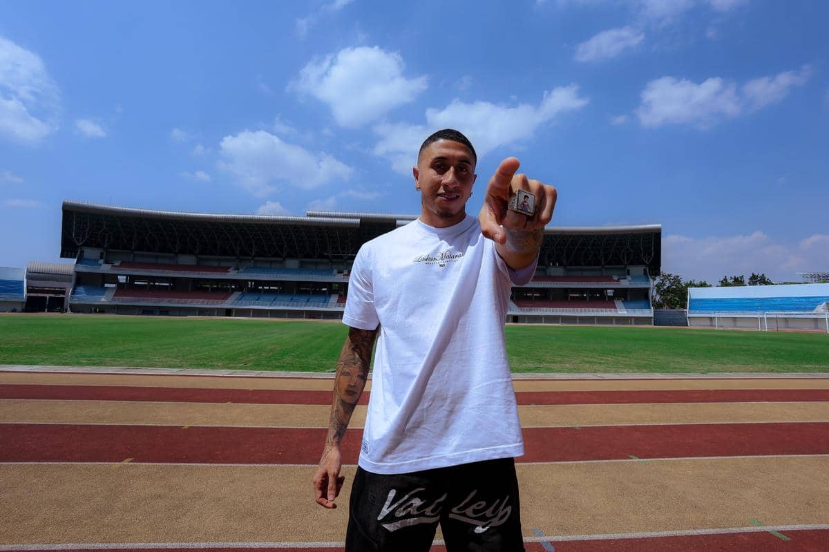 Marvin Loria, pemain sayap asal Kosta Rika, resmi bergabung dengan PSIM Jogja dalam pengumuman klub.