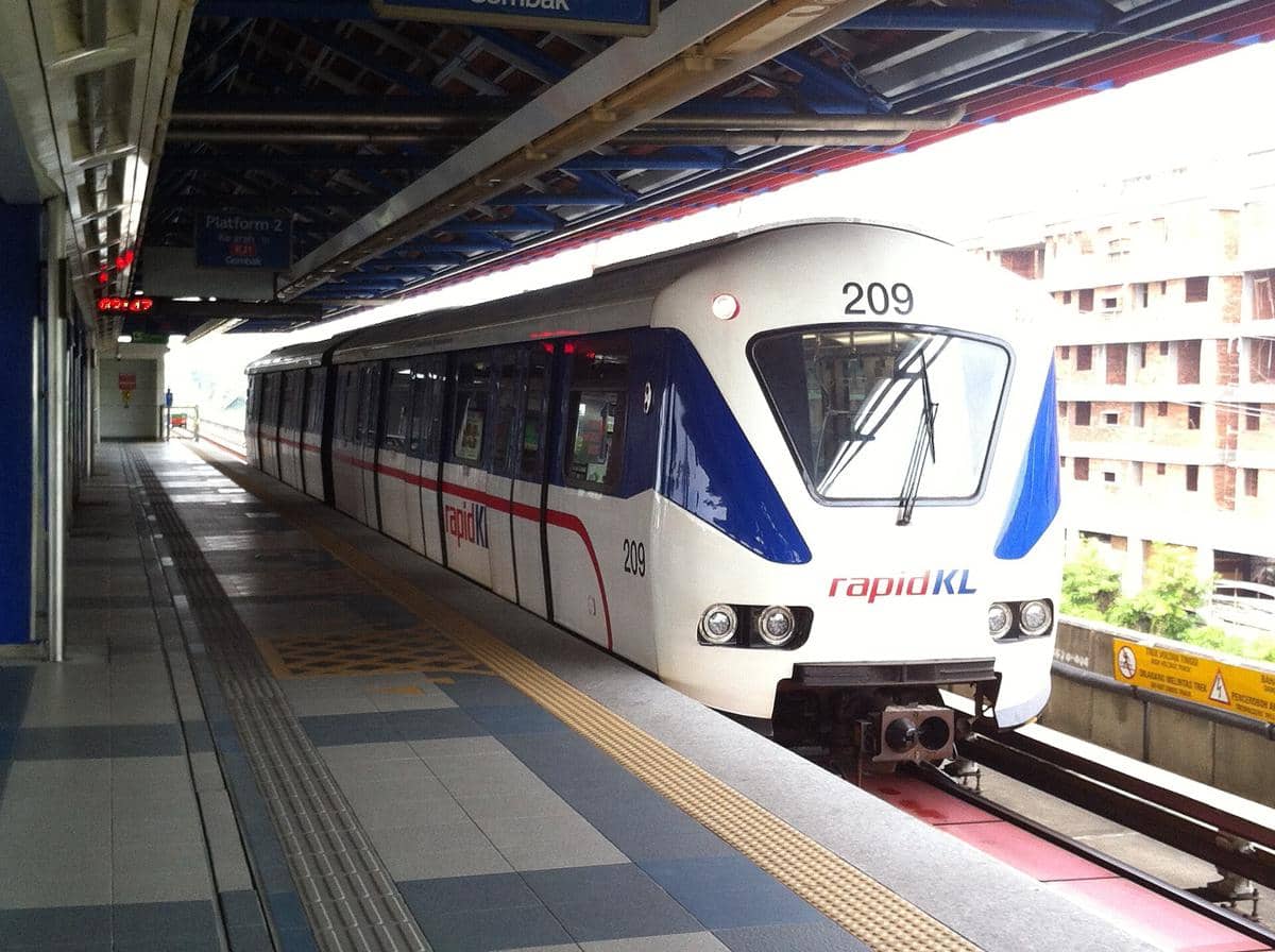 potret LRT Kelana Jaya Line