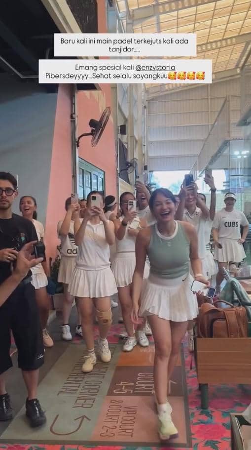 Ulang Tahun ke-34 Enzy Storia (instagram.com/enzystoria)