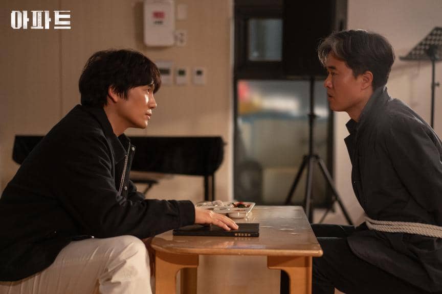 cuplikan drama The Apartment Job