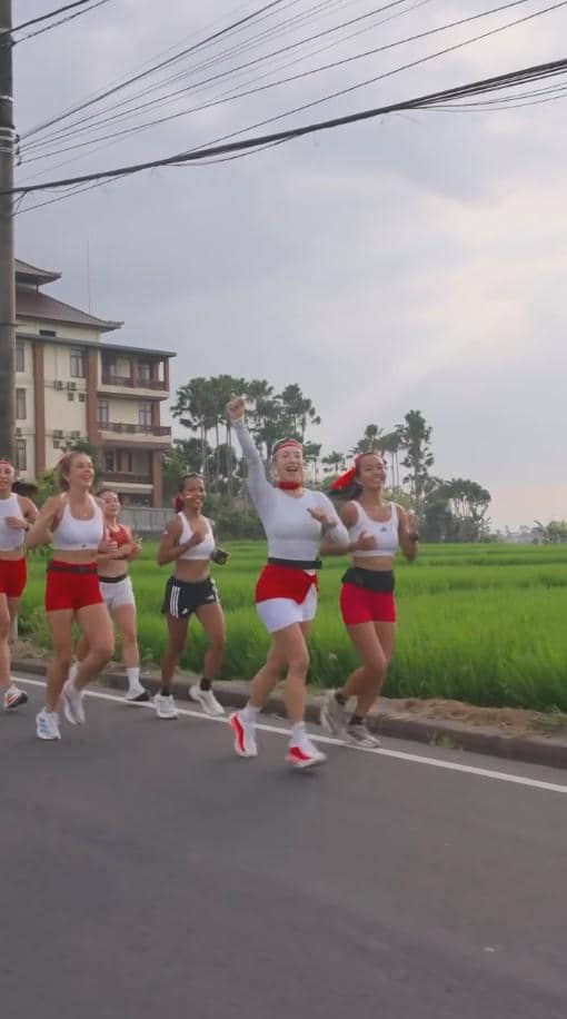 Jennifer Bachdim Lari 17 KM Sambut HUT RI ke-81 (instagram.com/jenniferbachdim)