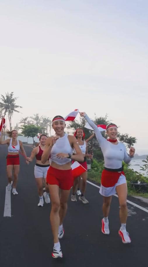 Jennifer Bachdim Lari 17 KM Sambut HUT RI ke-81 (instagram.com/jenniferbachdim)