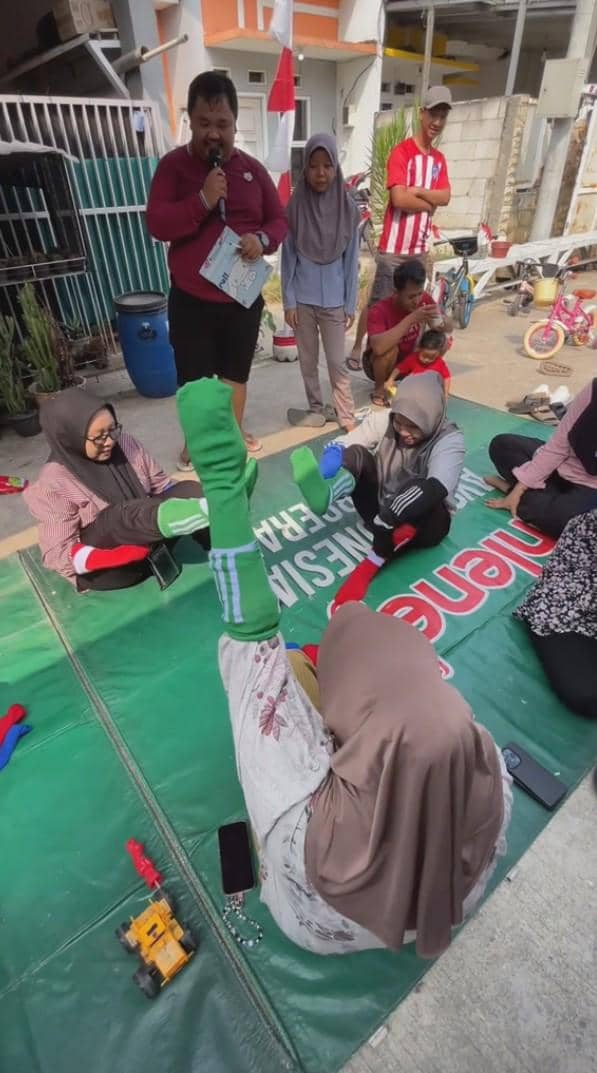 Unggahan TikTok @resvianaaa_ tentang ide lomba 17 Agustus terbaru untuk peringatan tahun 2026 mendatang.