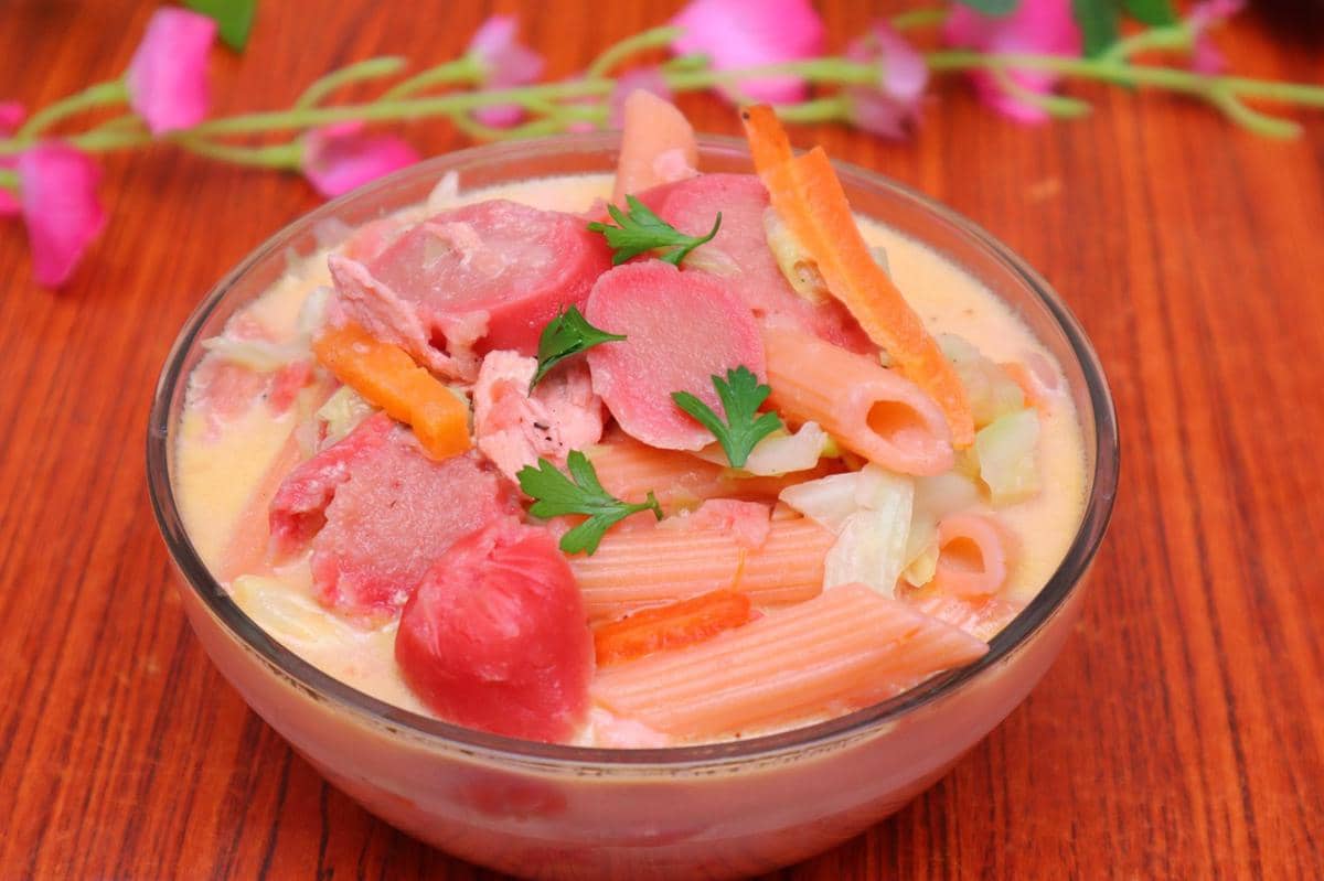 Resep Sopas, Sup Makaroni Berkuah Creamy Dari Filipina