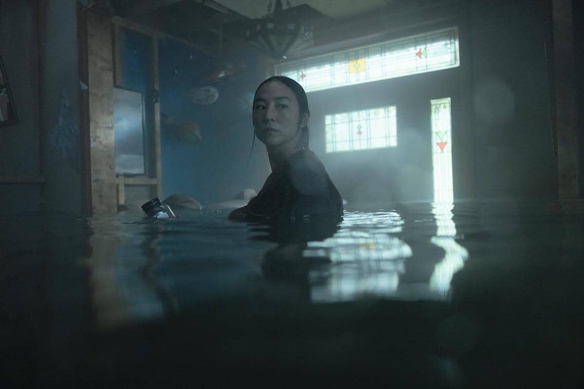 Apakah makhluk di The Last House adalah alien.jpg