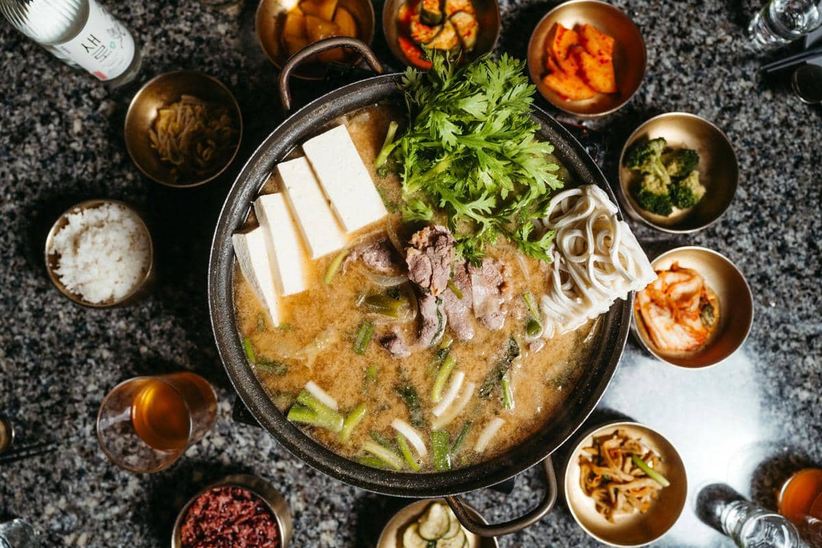 Resep Ttukbaegi Doenjang Jjigae, Sup Doenjang Korea yang Lebih Lekoh