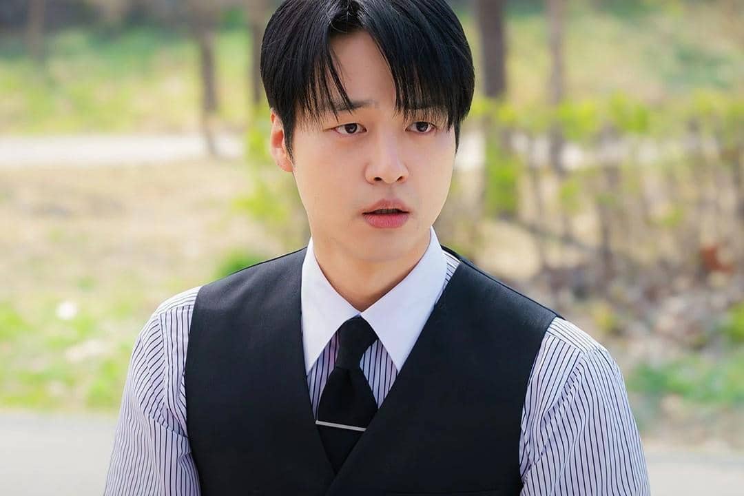 still cuts drama Spooky in Love