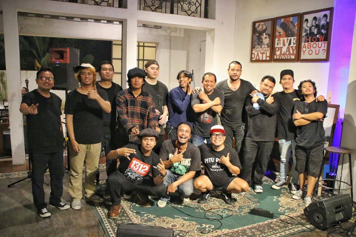 Founder ET 45 Hans Teo berbicara dalam acara In Release 2 bersama WITA dan Filsafatian pada Jumat, 7 Agustus 2026.