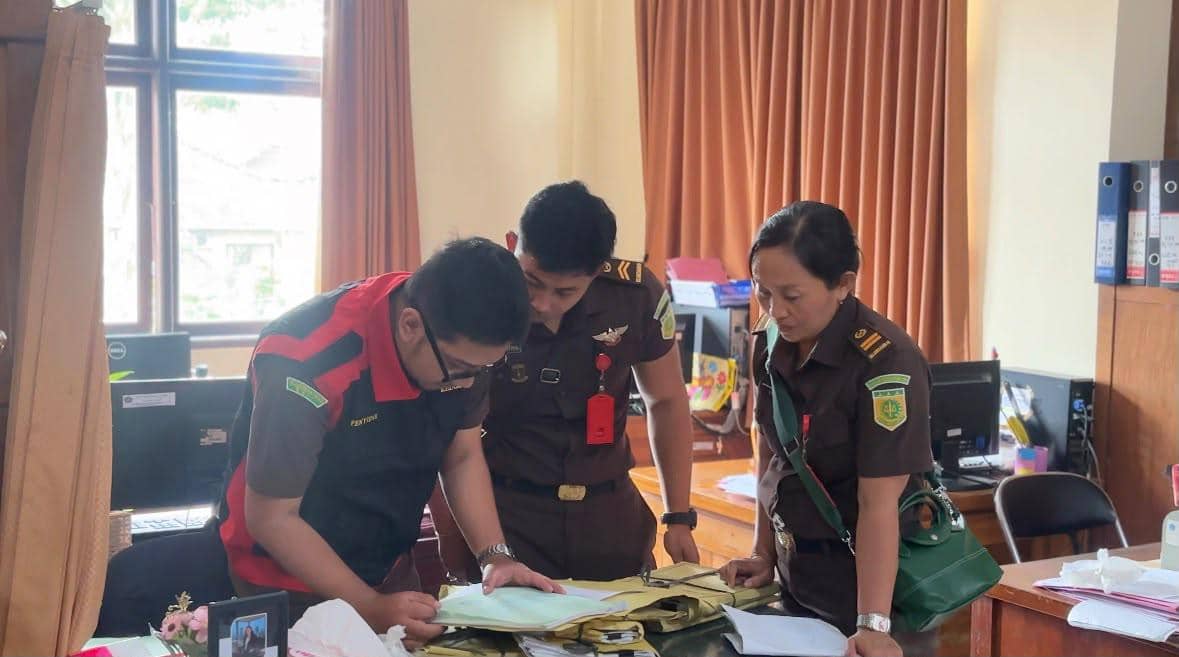 Kejari Tabanan Geledah Kantor Dinkes Terkait Dugaan Korupsi BBM