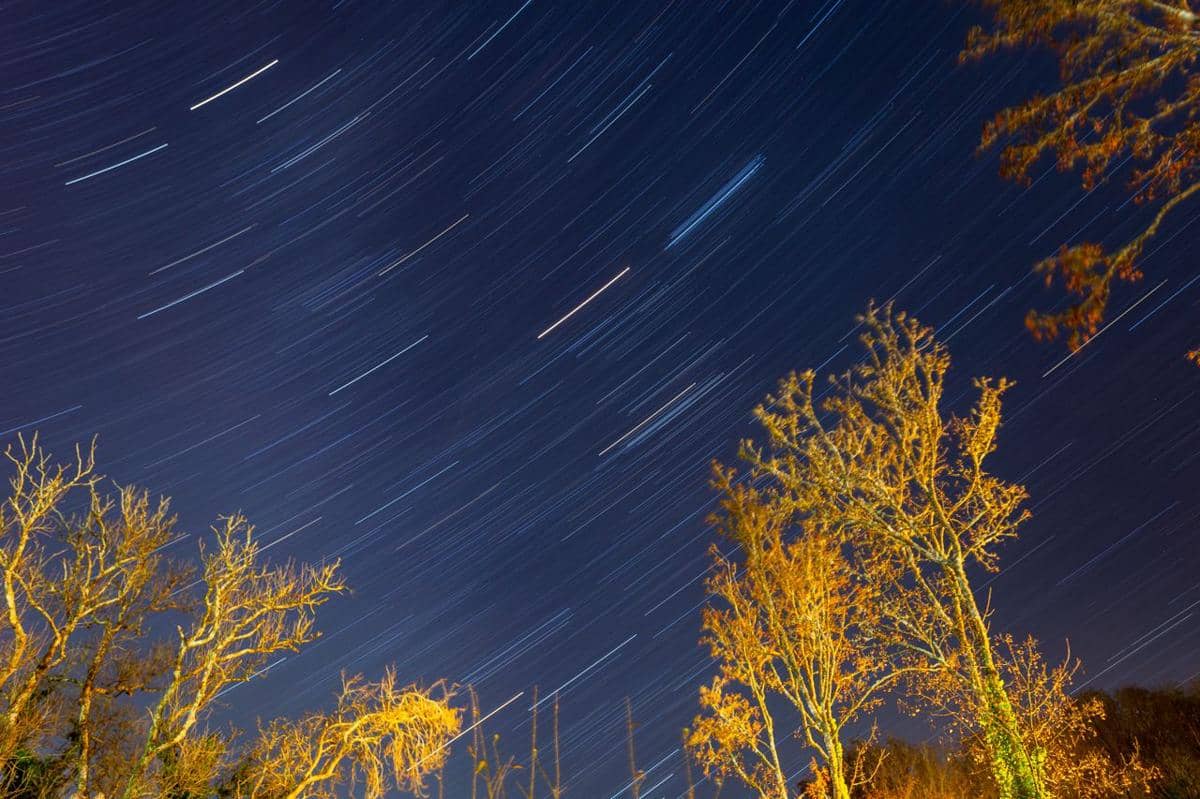 Hujan Meteor Perseid Terjadi 13 Agustus 2026, Ini Tips Mengamatinya!