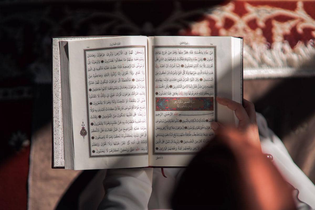 Bacaan 2 Ayat Terakhir Al-Baqarah: Arab, Latin, dan Artinya