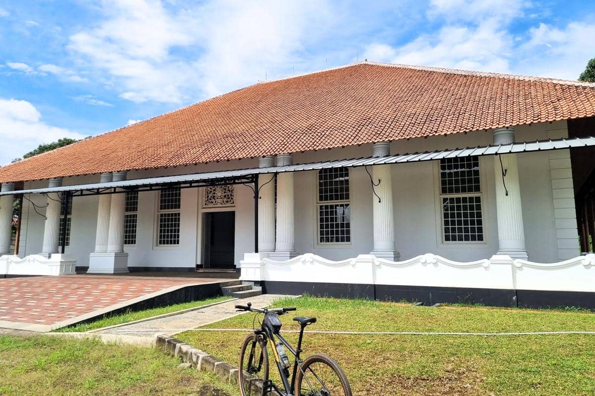 5 Wisata Sejarah Underrated di Jabodetabek untuk Liburan 17-an