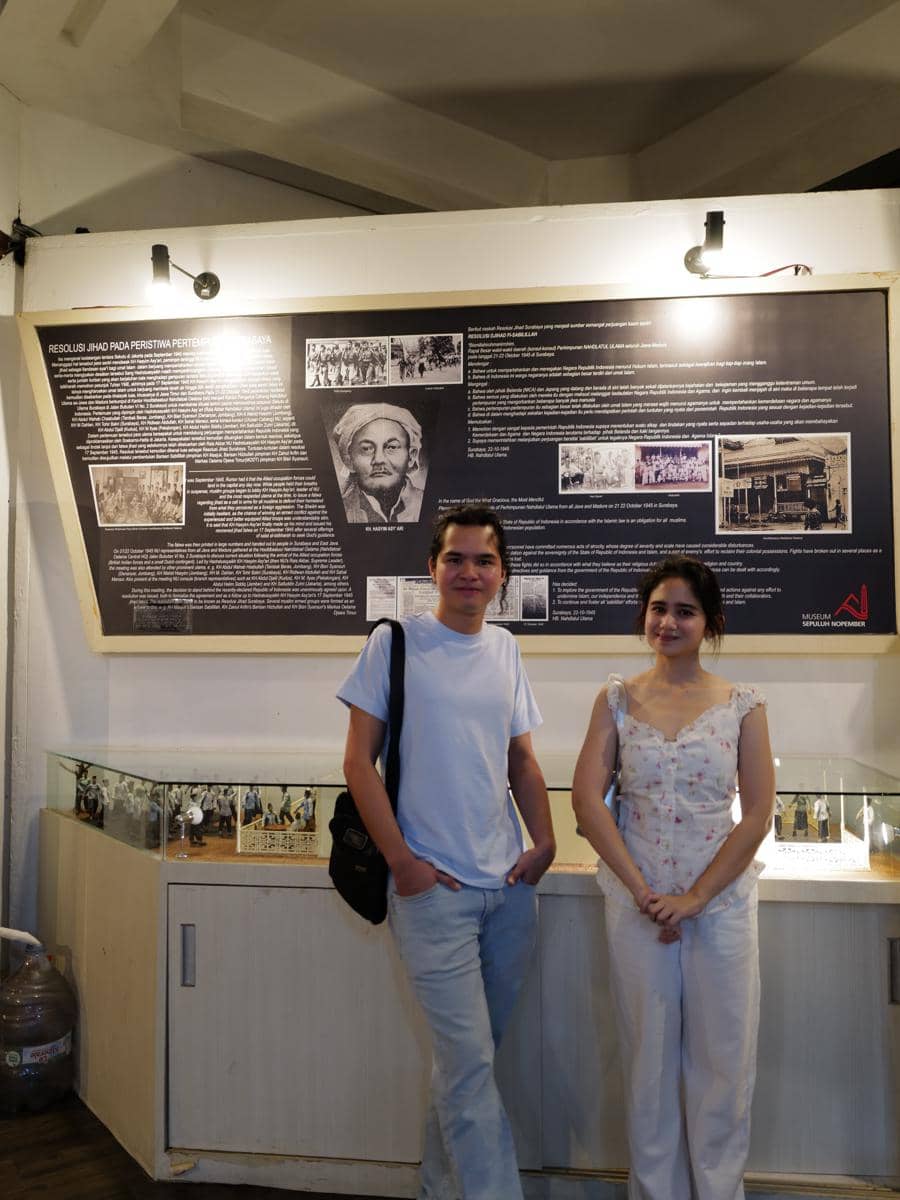 Tissa Biani dan Dul jalan-jalan di Surabaya