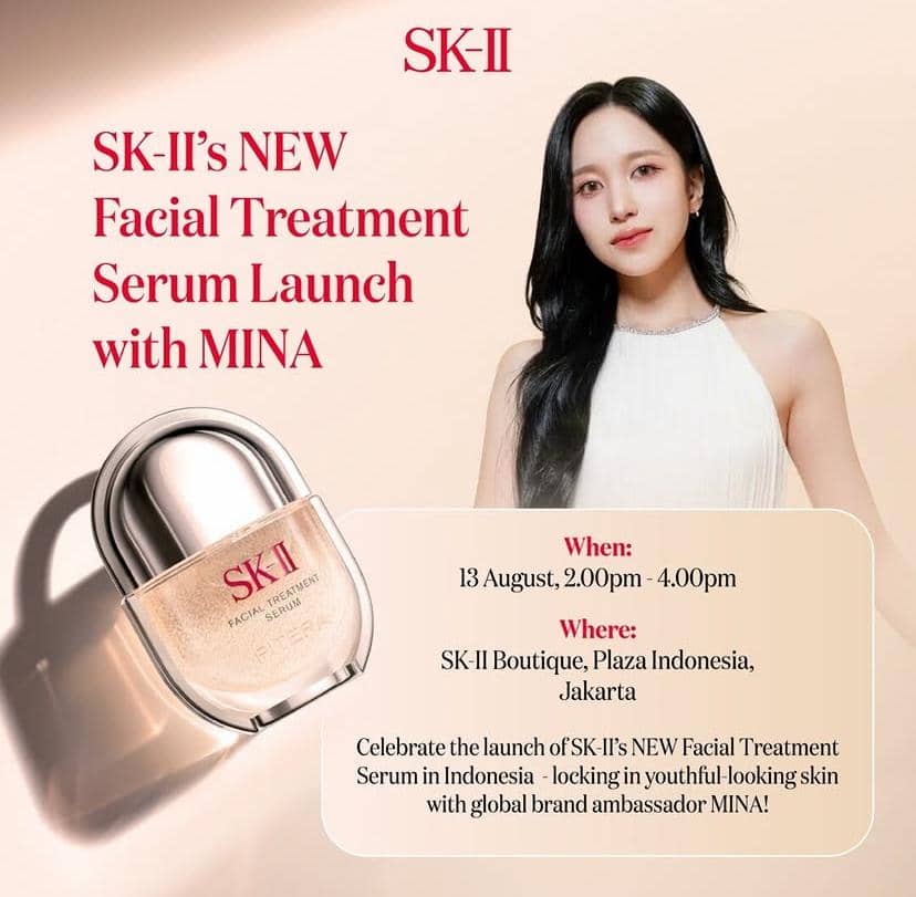 Potret Mina, anggota grup K-pop TWICE, yang dibagikan melalui akun Instagram resmi SK-II pada sebuah unggahan.