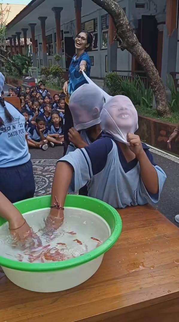 Suasana lomba 17 Agustus yang dibagikan melalui akun TikTok @ayuparwati21 dalam rangka peringatan kemerdekaan Indonesia.