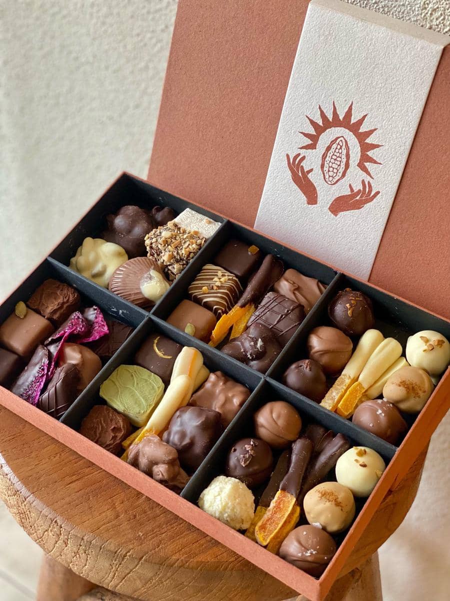 Potret menu cokelat di Slab Crafted Chocolate