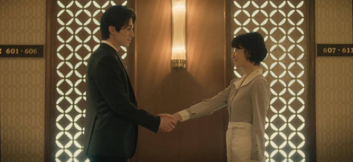 Lee Dong Wook dan Hyunri di A Shop for Killers 2