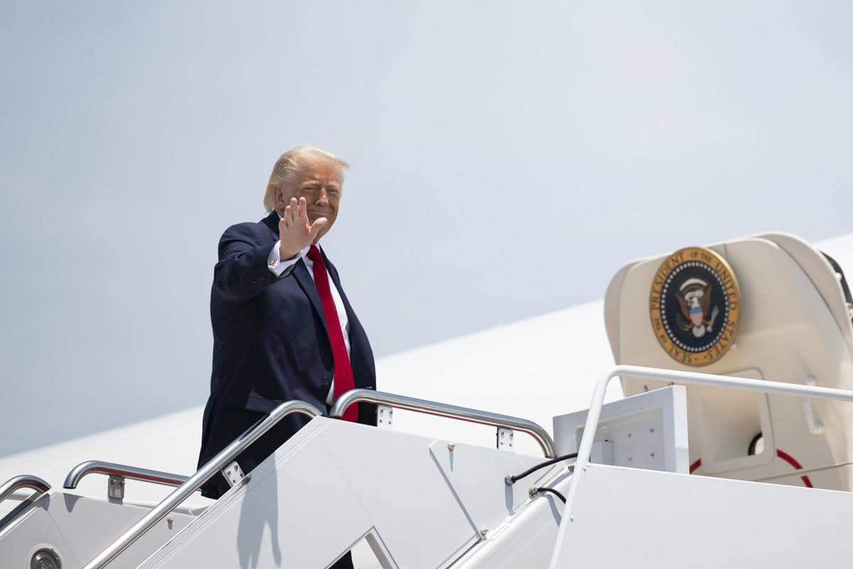 Trump Diterbangkan Secara Rahasia dari Turki akibat Ancaman Iran