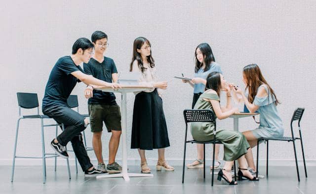 Bukan Cuma Upacara, Ini 6 Cara Gen Z Memaknai Kemerdekaan!