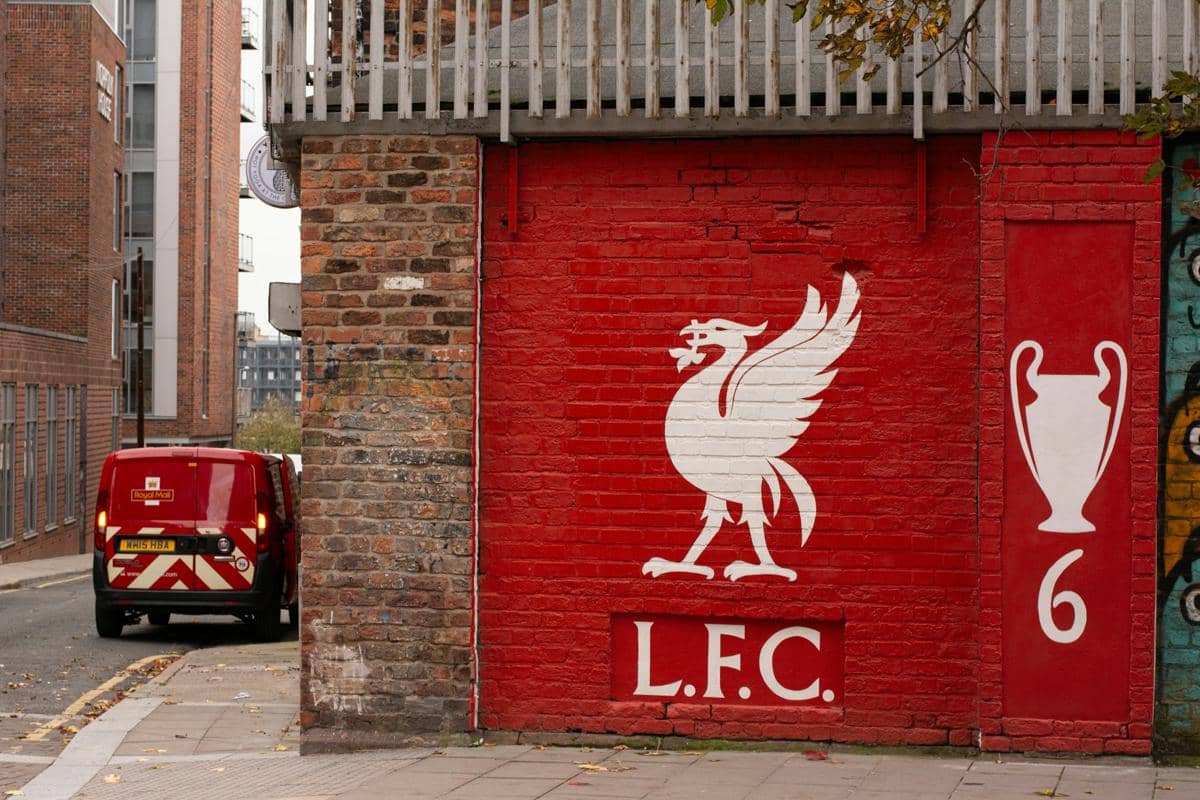 Alasan Spiritual Araujo Pilih Nomor Punggung 33 di Liverpool