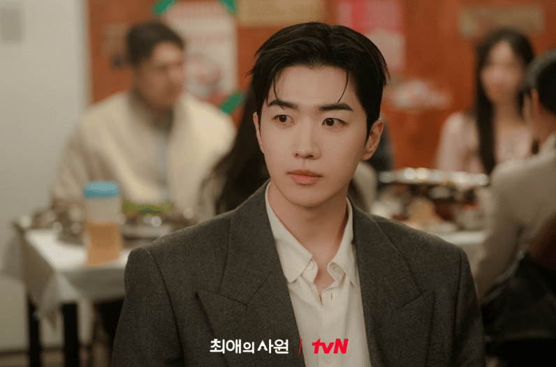 Kang Hoon di drama My Bias, My Boss