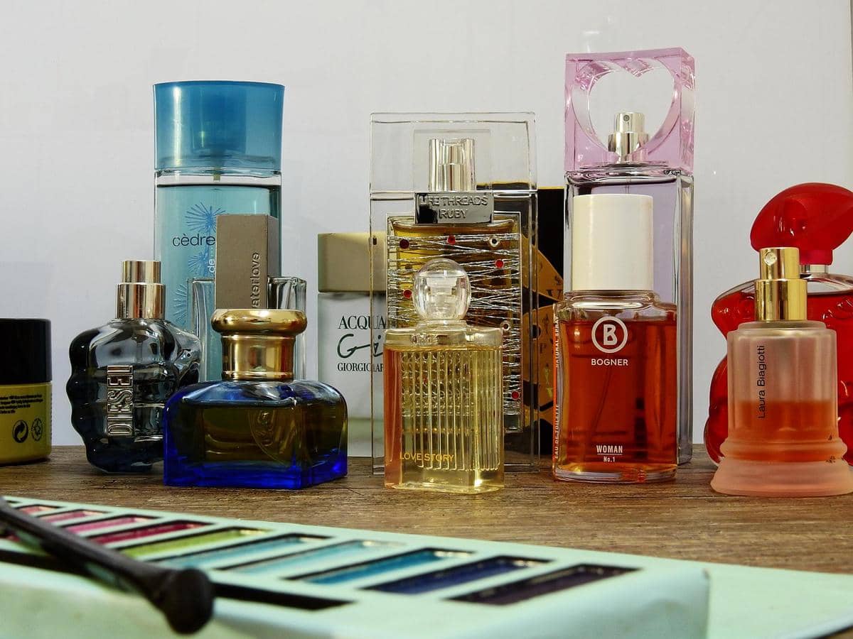 Kenapa Parfum Tidak Boleh Disimpan di Kamar Mandi? Ini Alasannya!