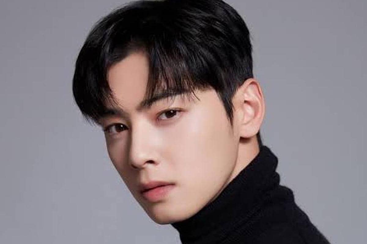 Cha Eun Woo Ditawari Drama Baru Sutradara Bon Appetit, Your Majesty