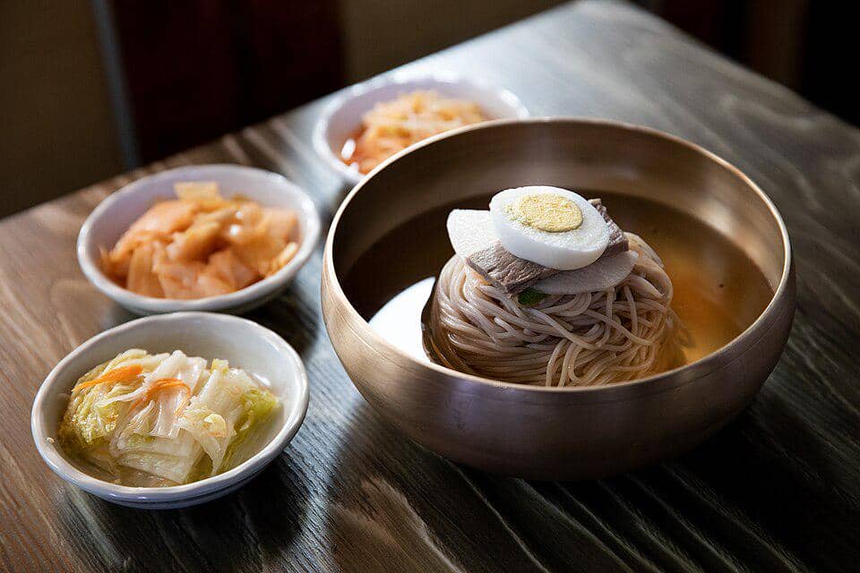 6 Jenis Naengmyeon yang Populer di Korea, Kenali Bedanya